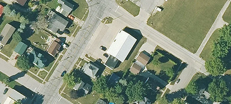 204 Commercial St