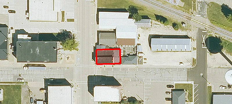 201 1st N St