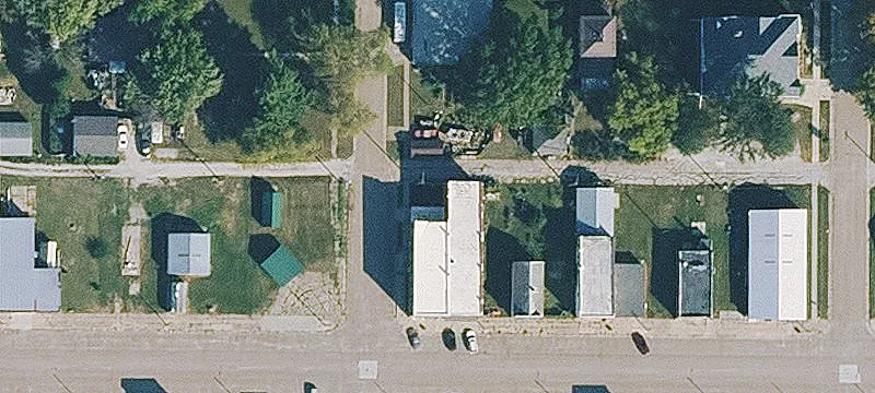 301 Main St