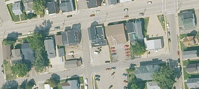1098 University Ave