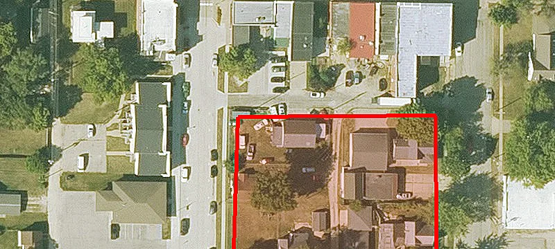 32 4th S St