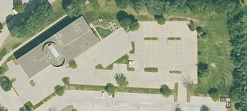 4135 Urbandale Dr