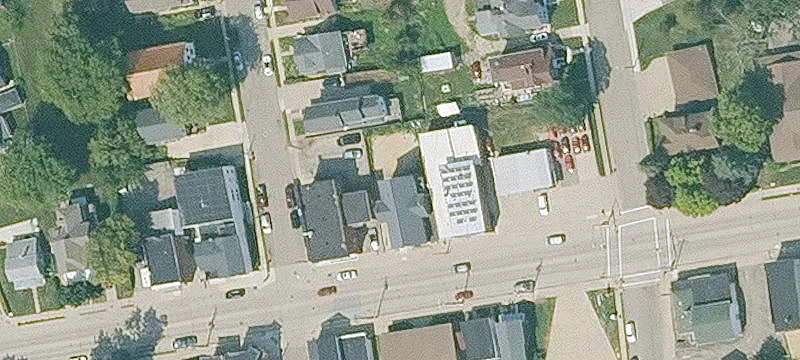 1089 University Ave