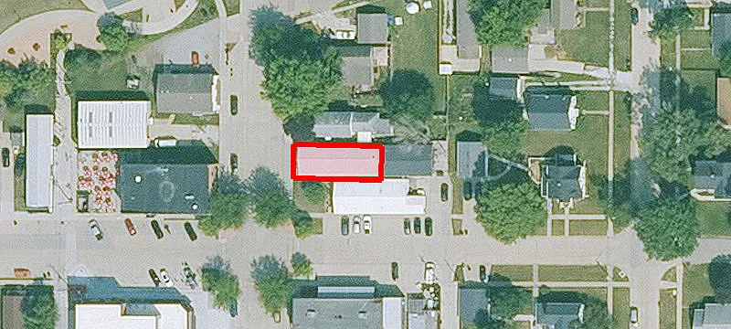 15 Main SE St
