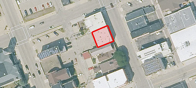 1169 Iowa St