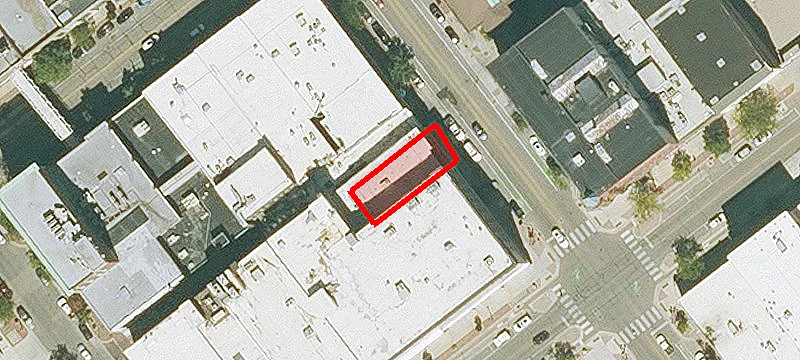 217 3rd SE St