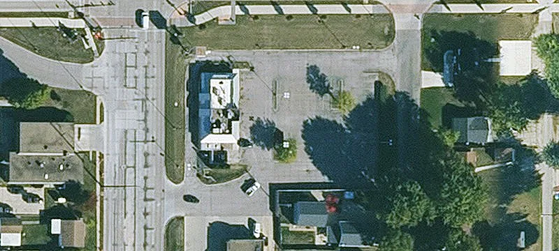 1215 Ansborough Ave