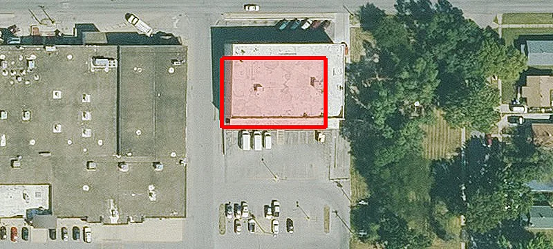 135 Douglas Ave