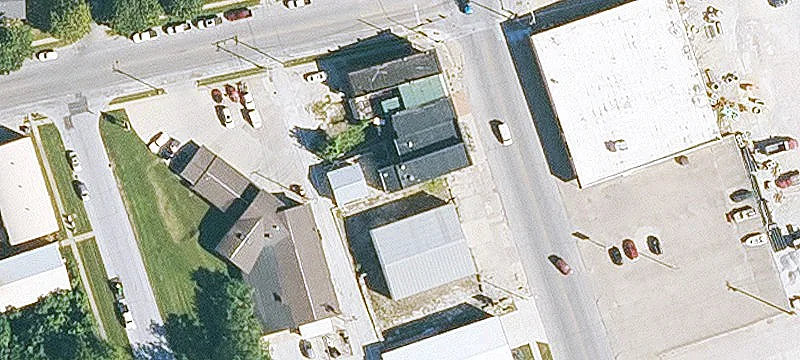 609 Main St