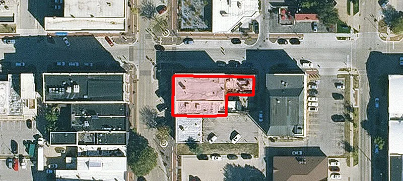 402 Main St