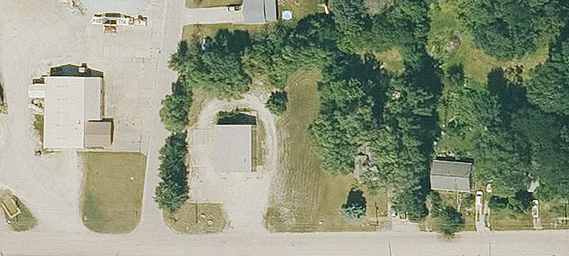 1820 Main St