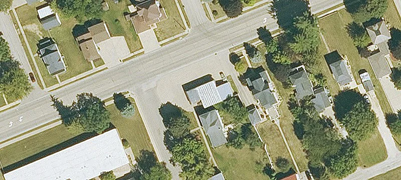 602 1st E Ave