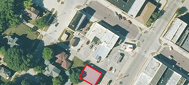 211 Main St