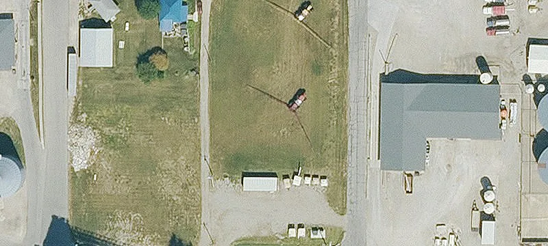 100 Clay St