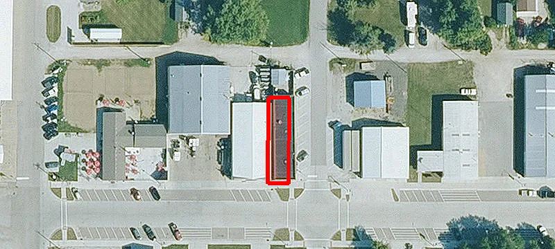 352 Main St