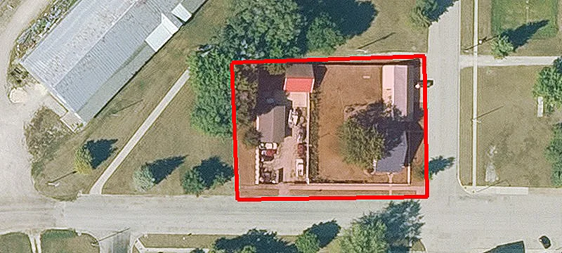 305 Main St
