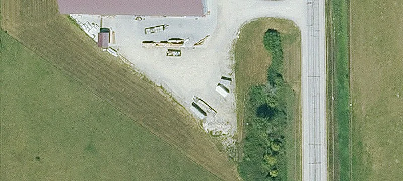 Bloomfield, IA 52537