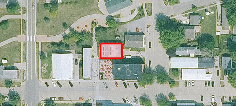 12 Main SE St