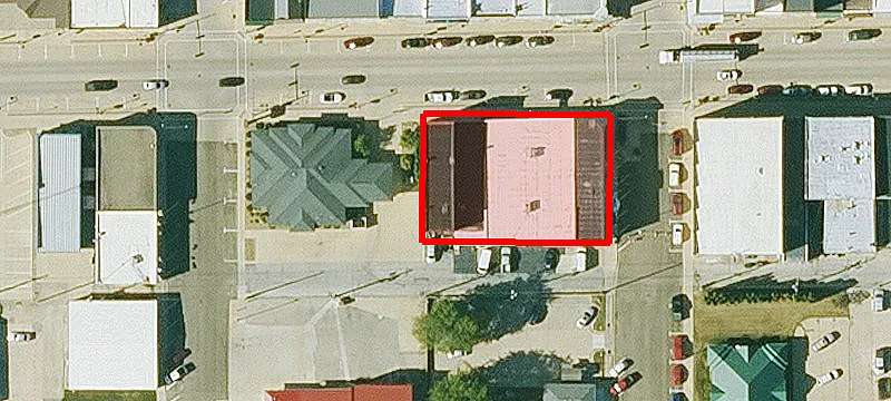 12 Main St