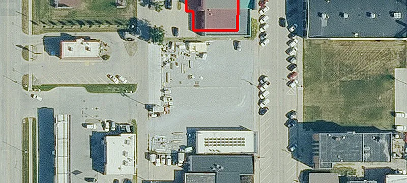1021 Main St