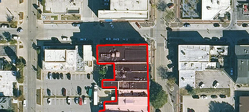 401 Main St