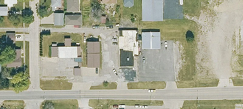 2718 Willis Ave