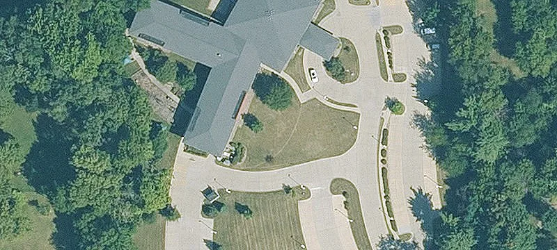 3000 Easton Blvd