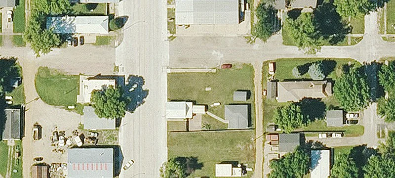 320 Main St