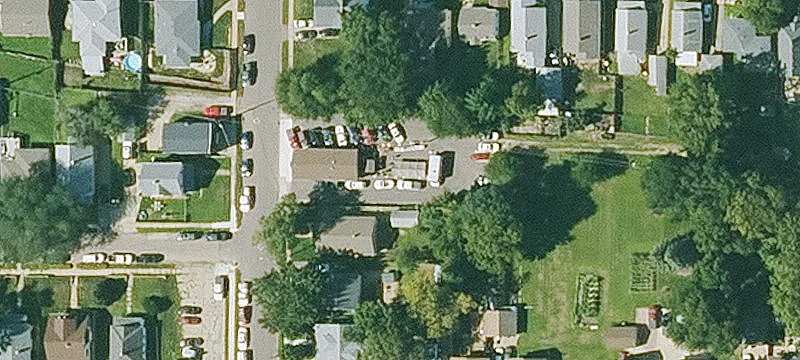 2110 Paxton St