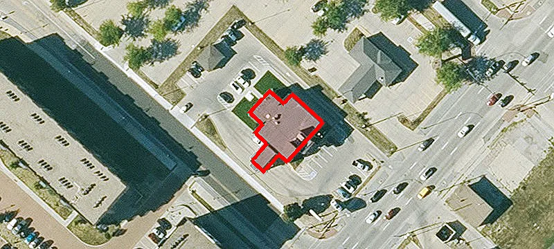 218 Mullan Ave