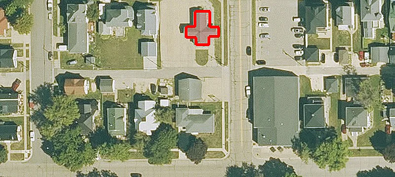 212 4th SE St