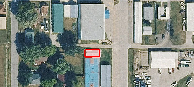 300 2nd Ave