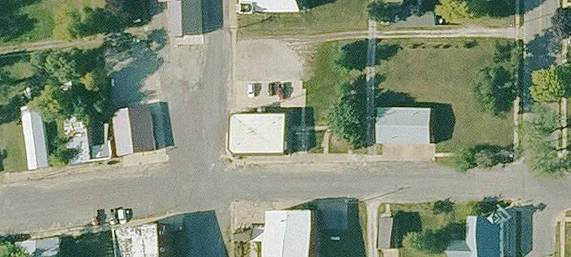 305 Main St