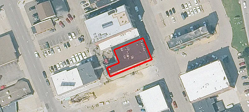 101 Main St