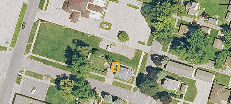 636 3rd Ave