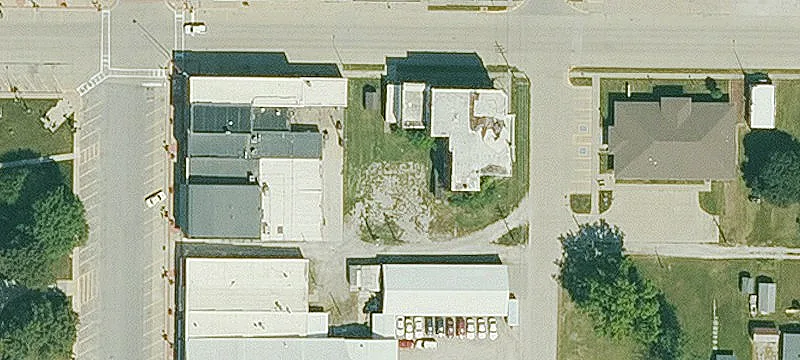 410th E Main St
