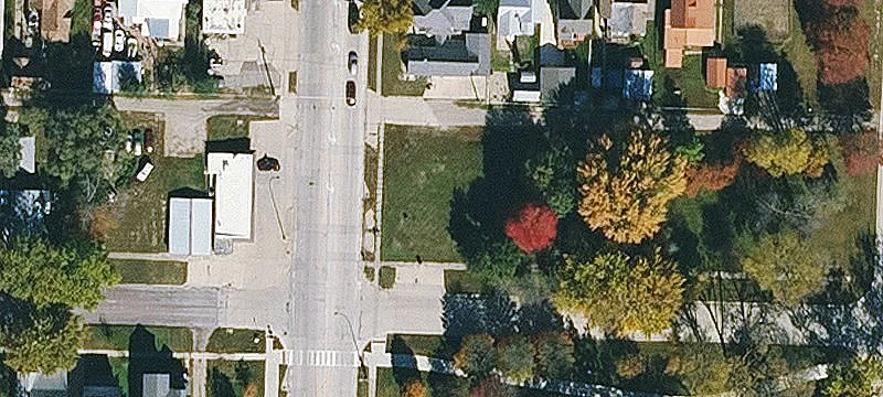 310 2nd St