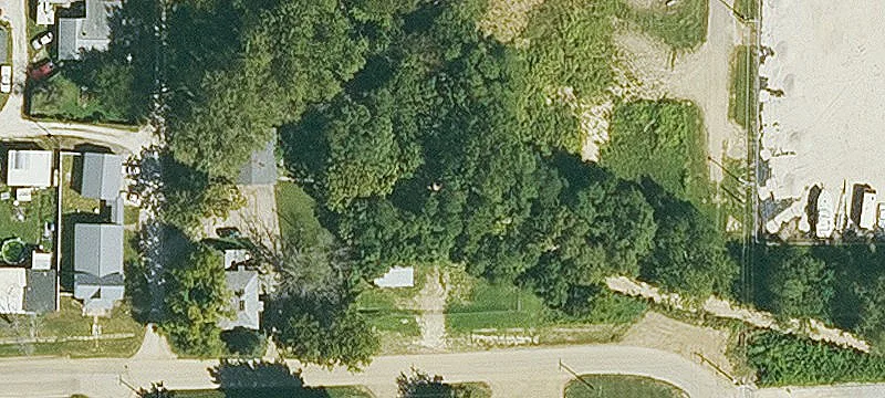 1515 Ave E Ave