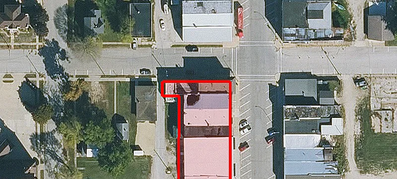 302 Main St