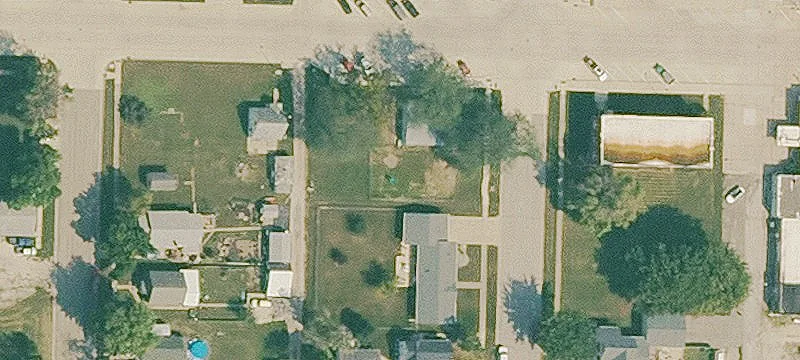 106 4th St