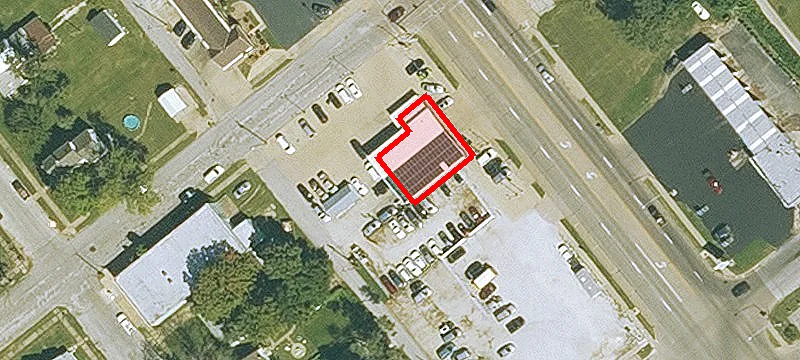 1724 Main St