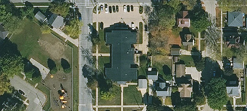 302 Grand Ave