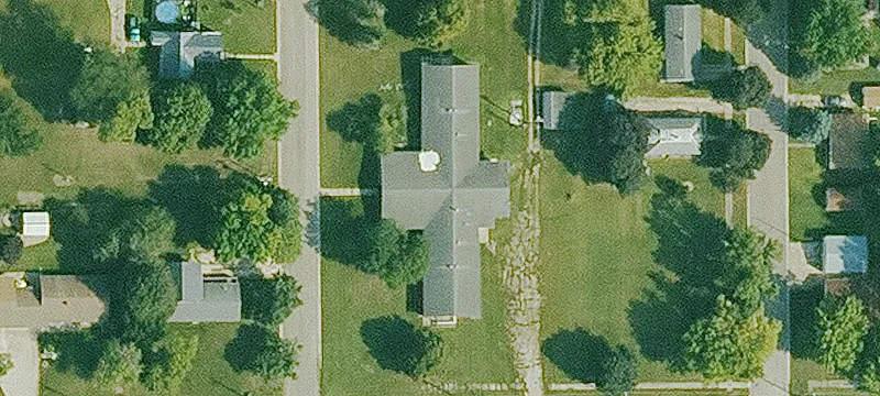 303 2nd St