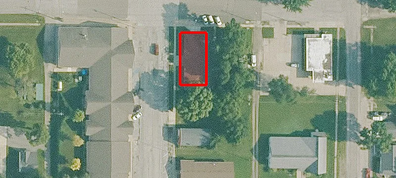 206 3rd N St