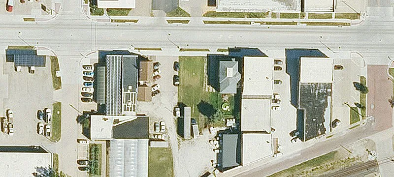 1024 Ave H H