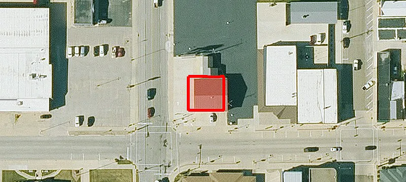 121 Main St