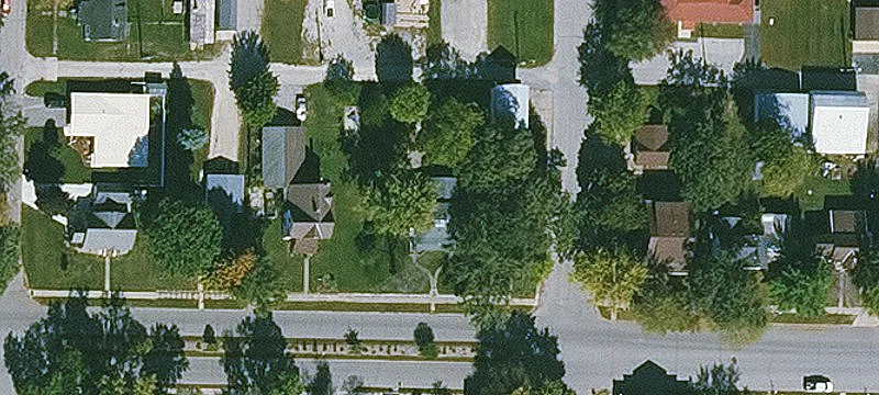 302 Main Ave