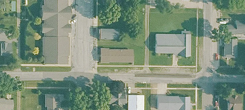202 3rd N St