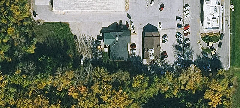 1325 Hwy 169th N