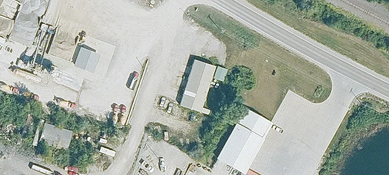 2218 Main St